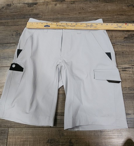 Columbia Light Grey Mens Fishing Shorts Size 30x10. 2092 - Picture 2 of 7