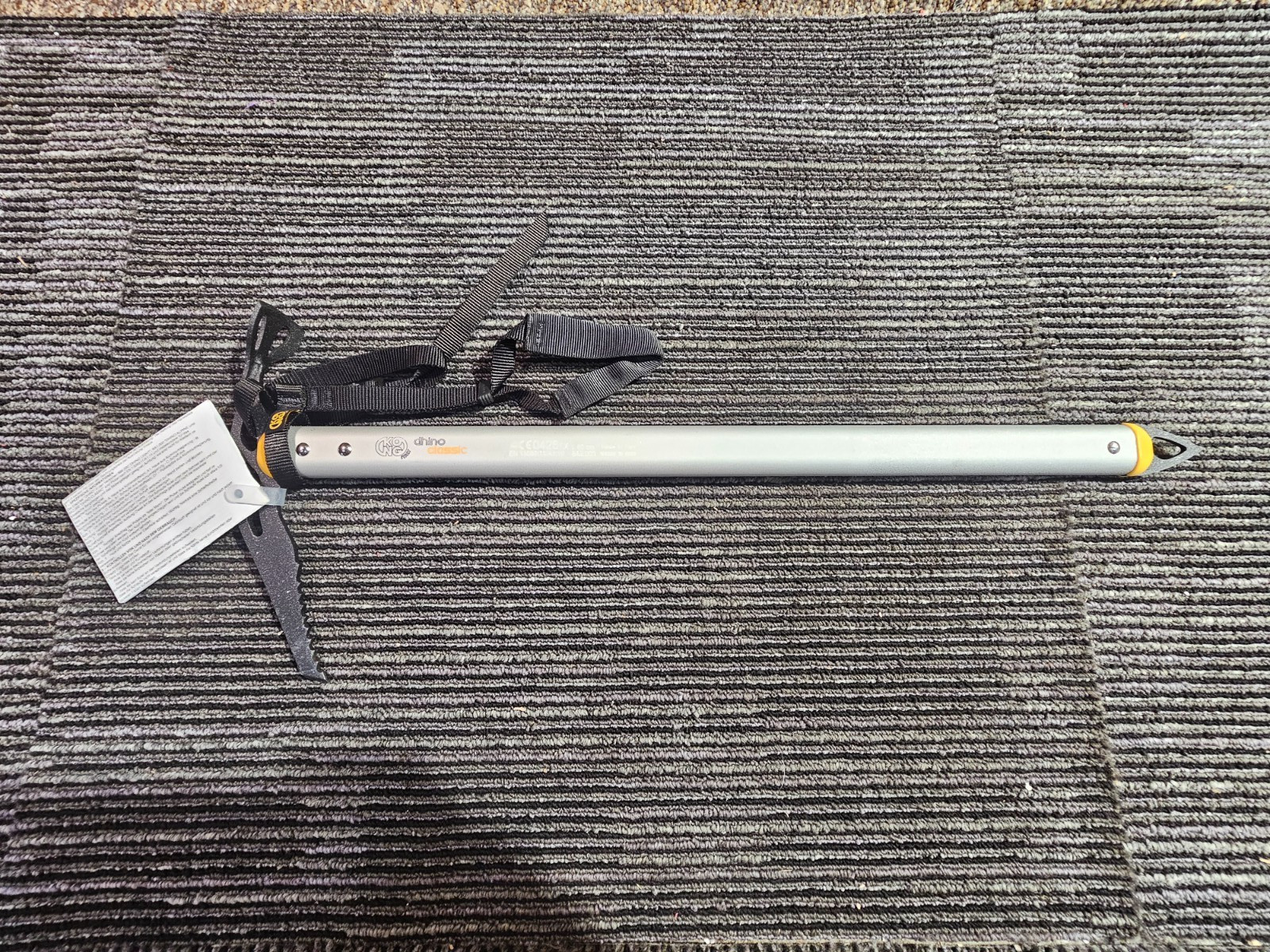 Hacha de hielo clásica Kong Usa Dhino 8A2600PN0KK, longitud 60 cm, gris, acero aleado