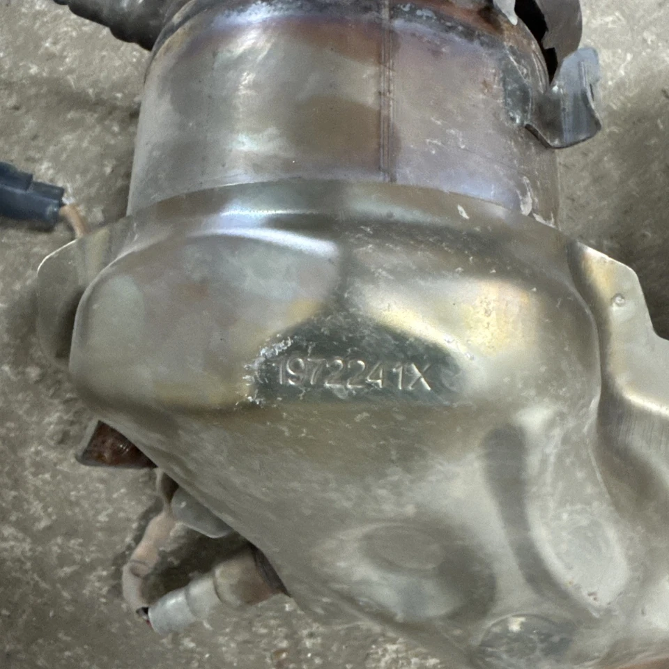 Land Rover Discovery Sport Evoque 2018-2019 convertidor catalítico de escape OEM Foto 2 de 4