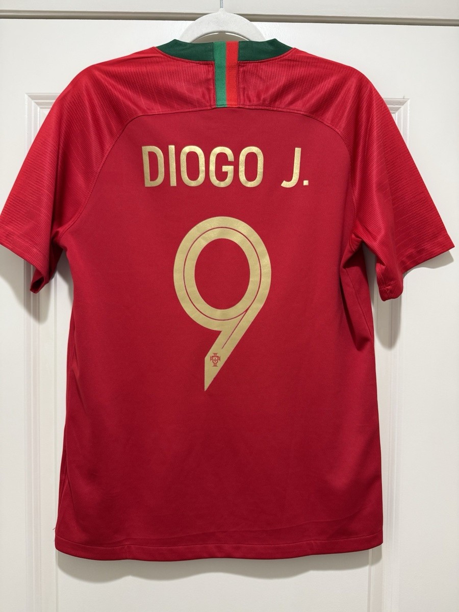 Diogo Jota #9 Mens MEDIUM Nike Portugal Home Jersey STADIUM Rare