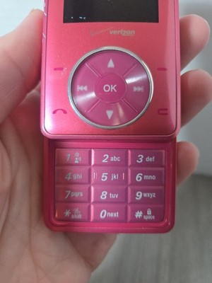 LG Chocolate VX8500P - Strawberry / Pink ( Verizon ) Super Rare