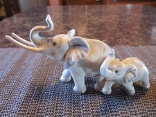 VINTAGE PORCELAIN MOM & BABY ELEPHANTS MADE IN WEST GERMANY BY GOEBEL