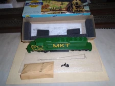ATHEARN #4420 POWERED EMD SD40-2 DIESEL LOCOMOTIVE - MKT (KATY) #624 HO