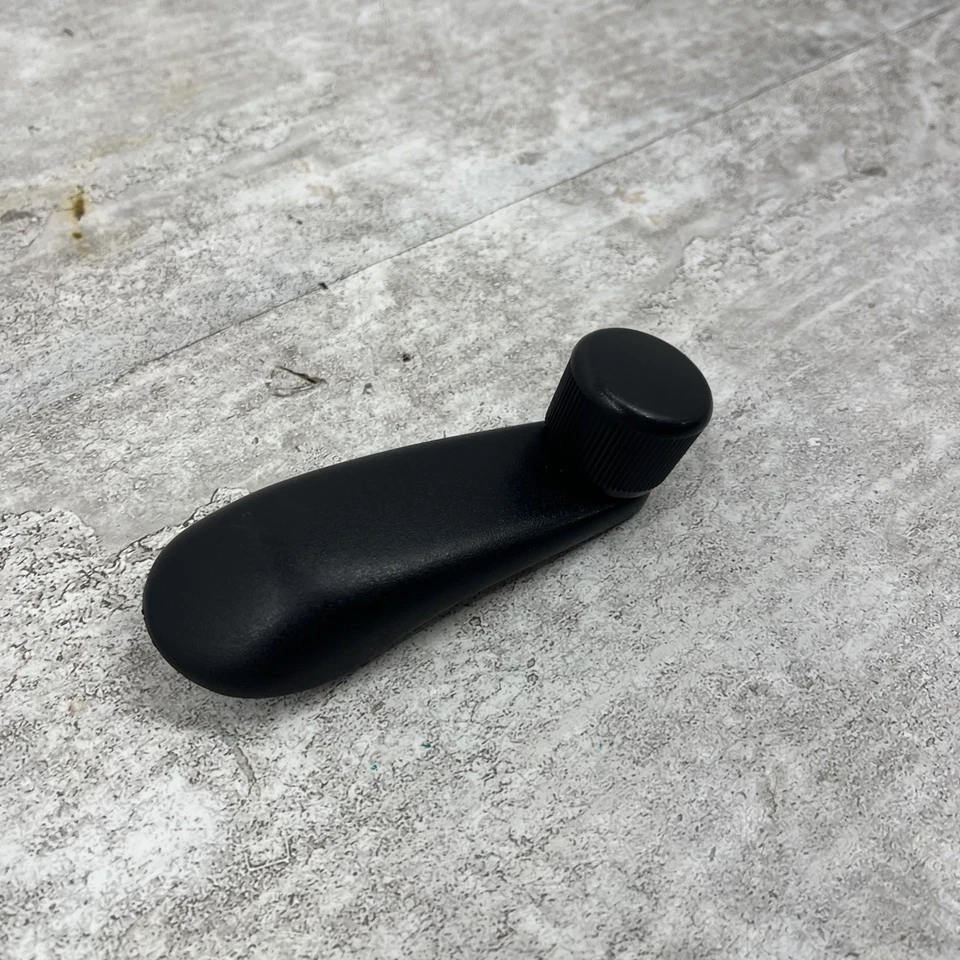 Черная оригинальная ручная рукоятка стеклоподъемника для внедорожника GM 1999-2023 годов выпуска - Изображение 2 из 4