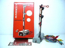 MÄRKLIN Hauptsignal 7040 mit Bodenplatte