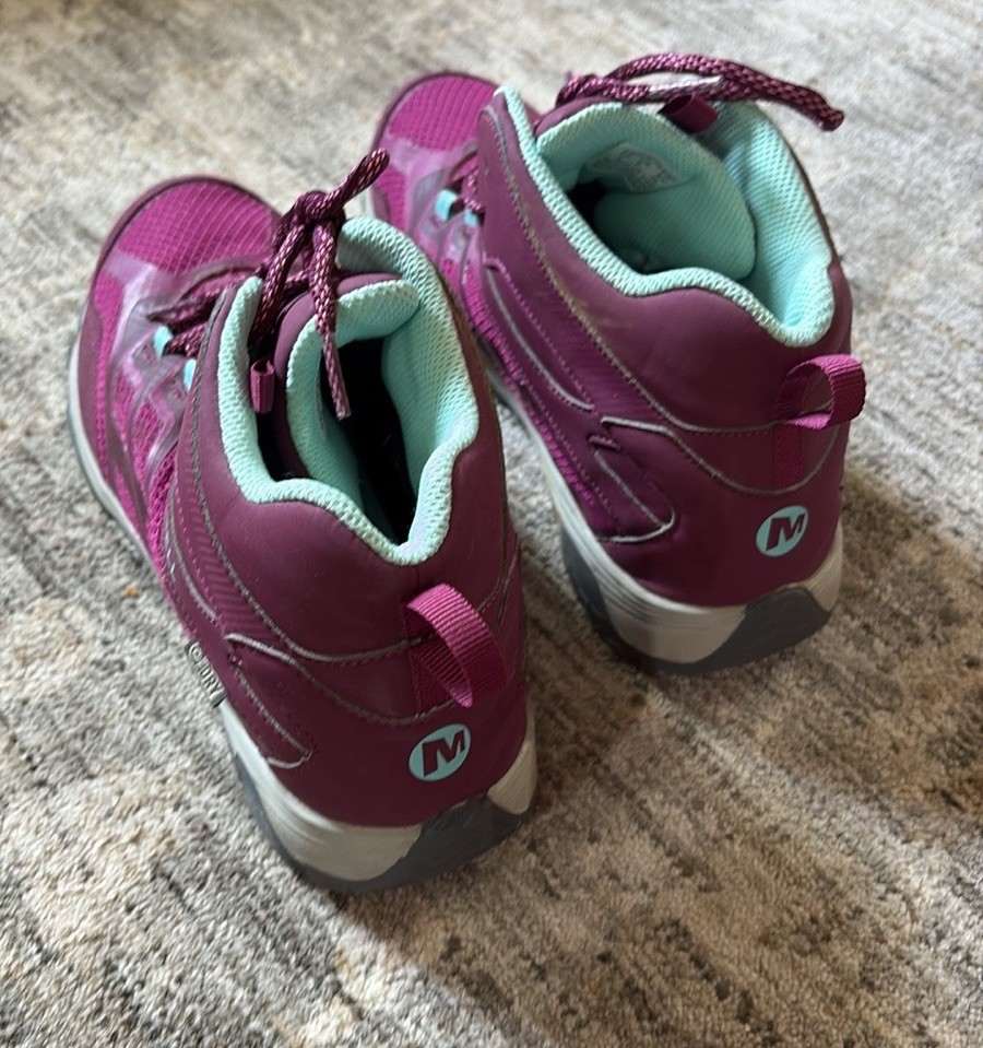 Scarpe da trekking Merrell viola alte da donna taglia US 7