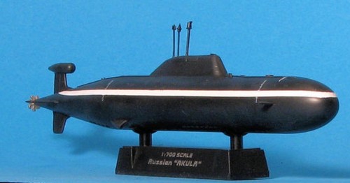NEU Hobby Boss 1/700 AKULA Russian Nuclear Powered Attack Submarine - Bild 6 von 14