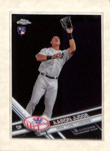 2017 Topps Chrome #169 Aaron Judge Catching RC NM