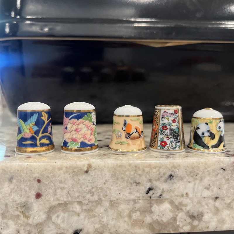 Vintage Lot of 6 Thimbles Japan all from Thimbles Collector's Club