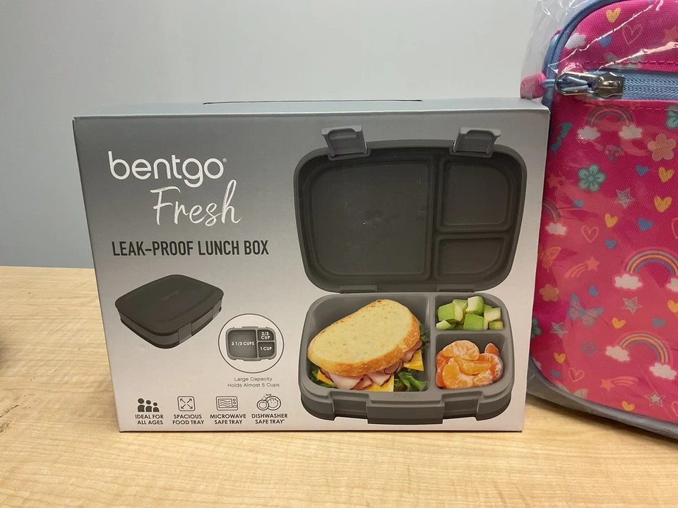 NOVA Lancheira Bentgo Fresca Cinza + Lancheira Isolada Infantil Arco-íris Borboletas - Imagem 2 de 4