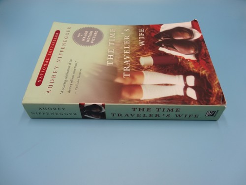 The Time Traveler’s Wife Book Audrey Niffenegger Sci-Fi Romance Fiction - Picture 2 of 9