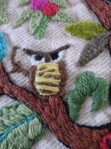 Vtg 1970s Erica Wilson Wool Crewel Embroidery Complete Owl Cardinal Rooster - Picture 9 of 17