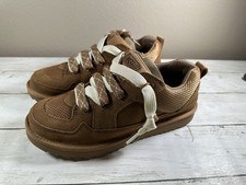 Ugg Lo Lowmel 1166490KCHE Sneakers Kids Chestnut Suede Lifestyle Shoes New 6K 7W