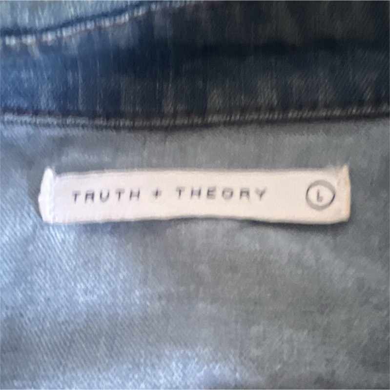 Truth + Theory Women’s Blue Denim Jacket Button Front Pockets L
