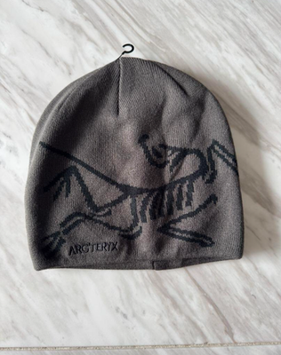 帽子 arc'teryx knit GLAY Arc'teryx Bird Head Toque Beanie - Dark Gray Wool Knit Hat For