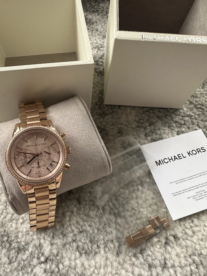 Reloj Michael Kors para mujer cronógrafo Ritz acero inoxidable oro rosa Foto 2 de 4