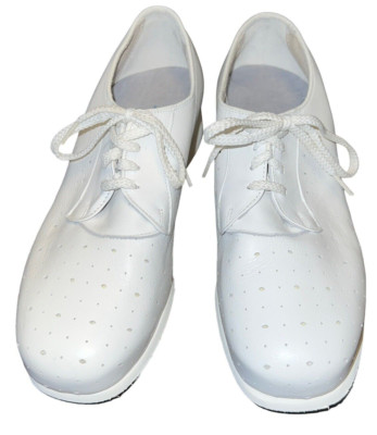 P. W. Minor & Son Woman's Extra Depth Fabulous Perf White CLF 8 E