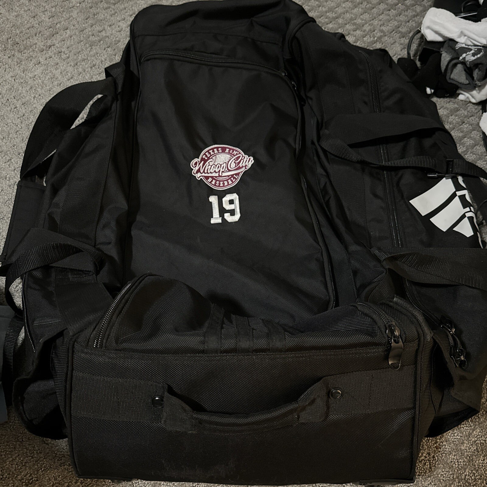 Picture 1 of 6