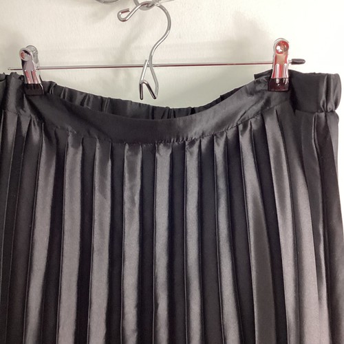 NWOT AVA & VIV WOMAN PLUS 3X BLACK SATIN PLEATED MIDI SKIRT - Picture 5 of 8