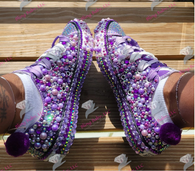 Women's Custom Design Bling Converse Low Top Sneakers Size: 5,