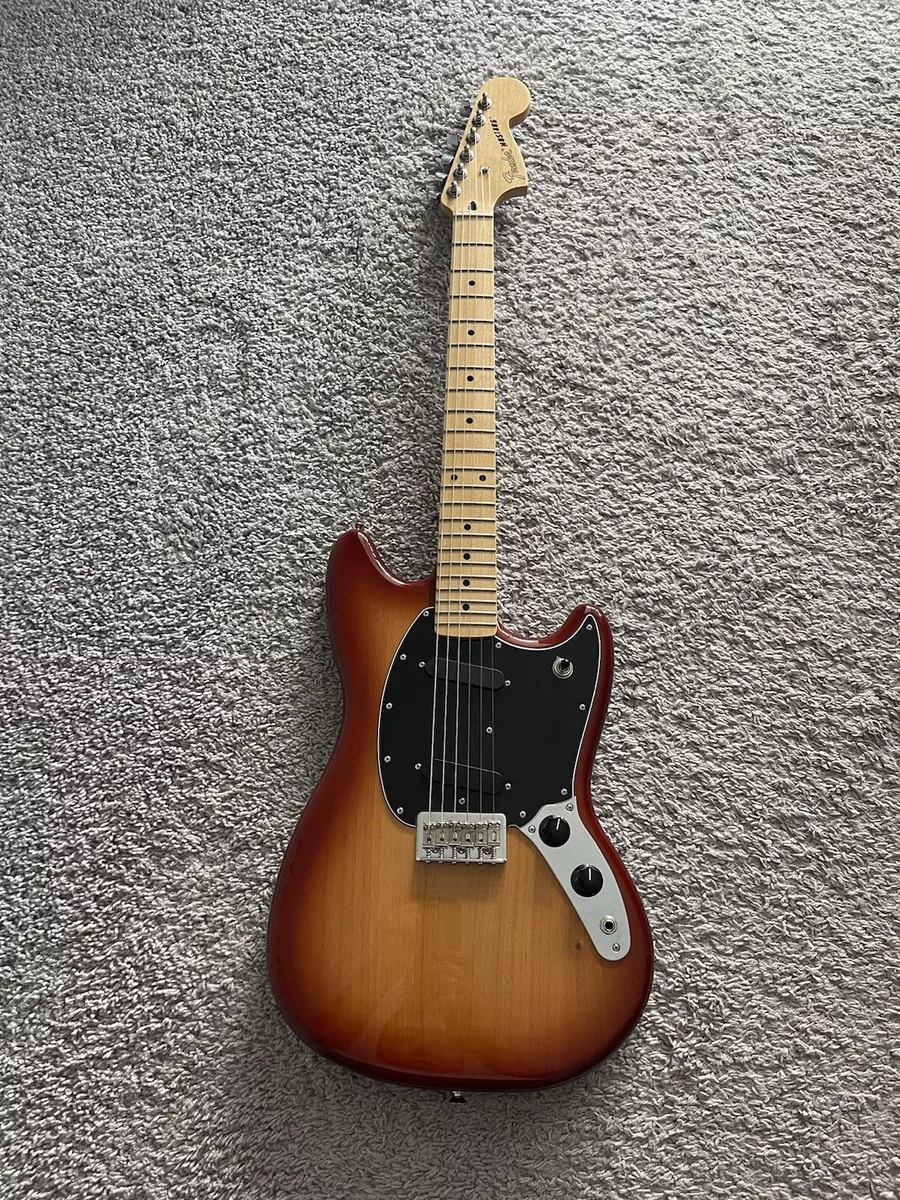 Fender cheap mustang 2021