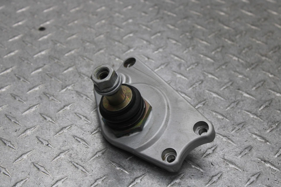 2004 BMW K1200RS ABS FRONT FORKS CLAMP LOWER TRIPLE TREE STEM 7678885 - Image 3 of 4