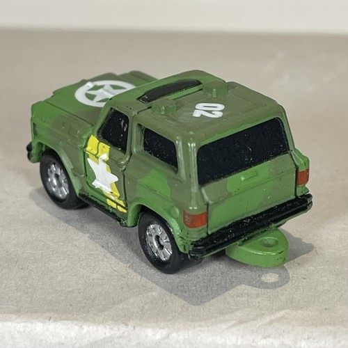 Micro Machines 1986 Vehículo Militar Jeep Verde Camuflaje Estrella Galoob De Colección - Imagen 8 de 16