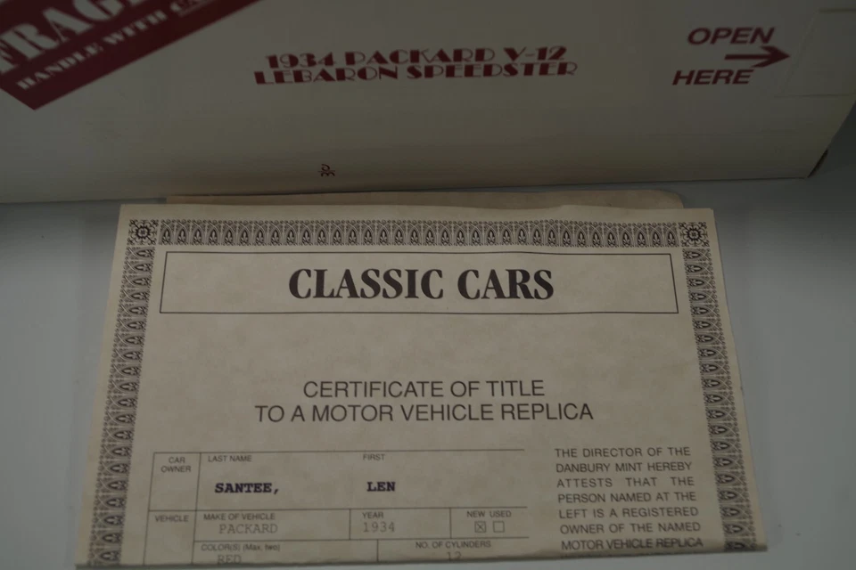 Packard V-12 Lebaron Speedster Danbury 1934 como nuevo escala 1:24 fundido a presión sin usar, en caja Foto 2 de 4