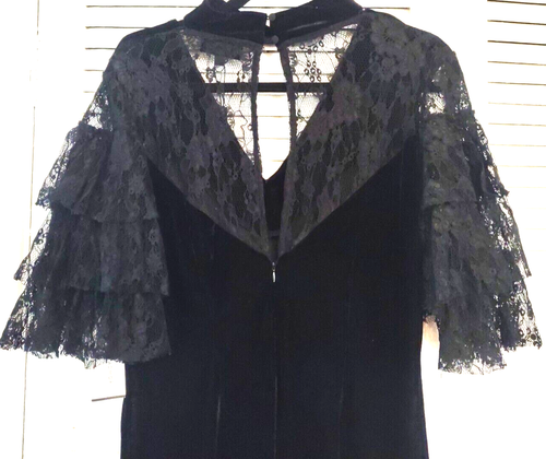Nuovo mini abito Alexia Admor XL nero velluto elasticizzato con maniche in pizzo - Foto 9 di 13