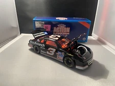 Action 1994 Dale Earnhardt #3 Goodwrench 1:24 Chevy Lumina Bank 