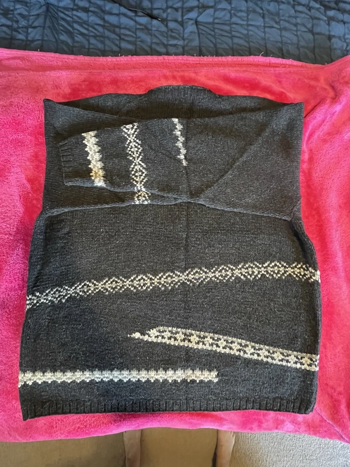 Suéter Allen Solly Para Hombre Talla XL 100% Lana de Cordero Tejido Cuello Redondo Gris con Blanco Foto 4 de 4