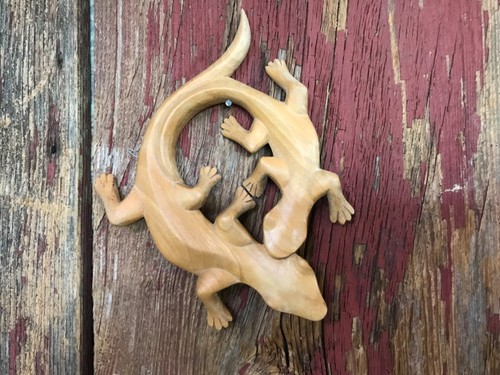 Wooden hand carved Geckos wall plaque or table decorations .......e