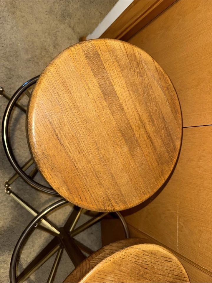 Par de sillas giratorias taburetes de bar modernos de mediados de siglo vintage de alta resistencia Foto 4 de 4