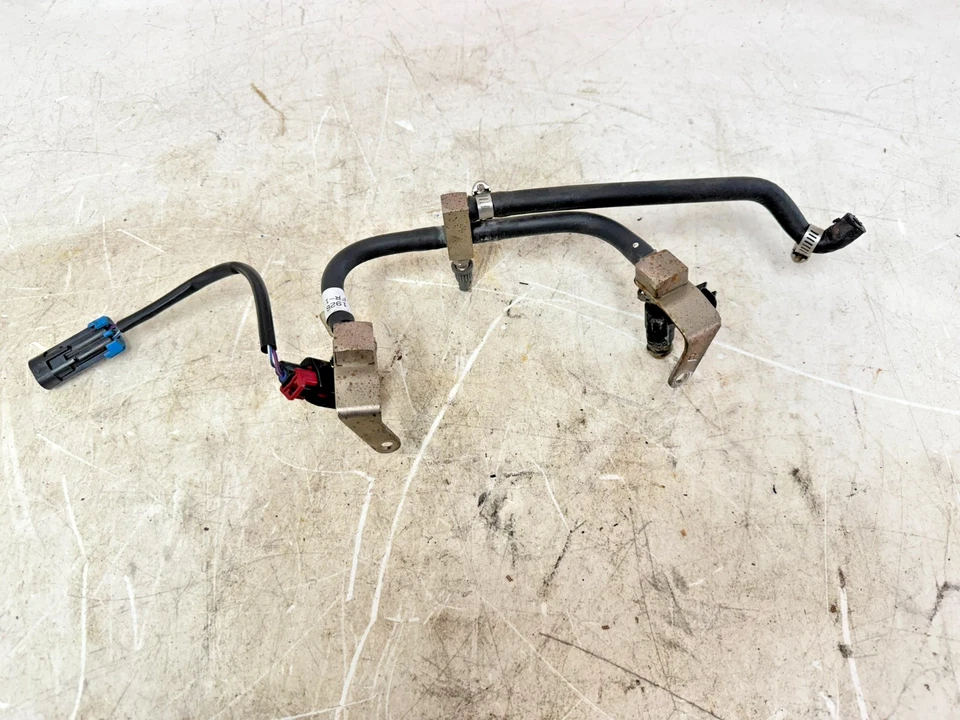 2007 Victory Kingpin Fuel Injector Rail Line Pipe Harness Cable Wire - Image 2 of 4