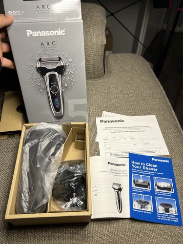 Panasonic ARC 5 Electric Rechargeable Razor - 5-Blade Cordless Shaver ES-LV65-S - Picture 5 of 11
