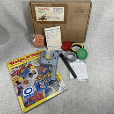 Badge A Minit Hand Press Button Maker VTG 1986 Original Box With Accessories