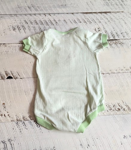 Carter’s Size 12M Vntg 1970s Pale Green Ribbed Embroidered Teddy Bear Bodysuit - Picture 3 of 10