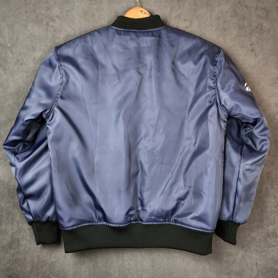 Chaqueta de bombardero de golf TaylorMade PGA Valhalla 2024 para hombre pequeña azul marino cremallera completa Foto 4 de 4