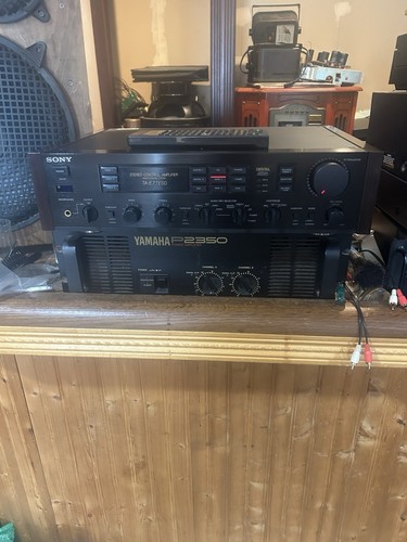 Sony TA-E77ESD Vorverstärker mit Fernbedienung.