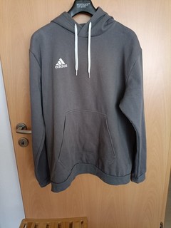 GROßE WEICHE HERRN SWEATJACKE von ADIDAS .