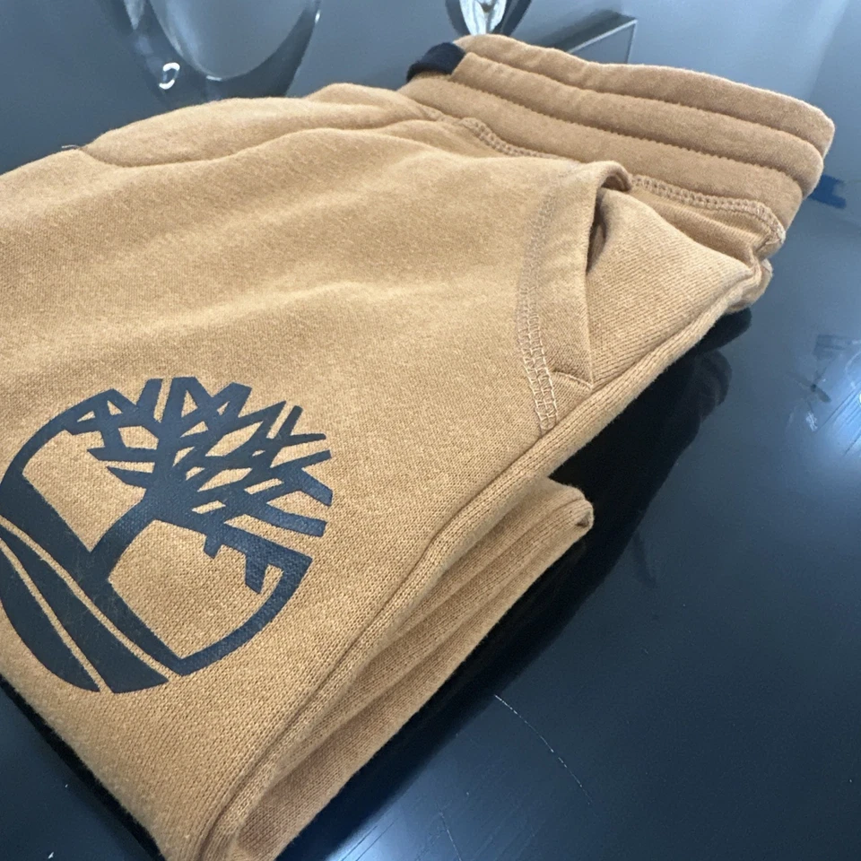 2 Pantalones deportivos Timberland juveniles talla M 10/12 trigo para correr y letras negras Foto 3 de 4