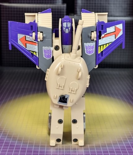 Vintage Hasbro Transformers G1 Decepticon Triple Changer Blitzwing Near Complete - Picture 9 of 9