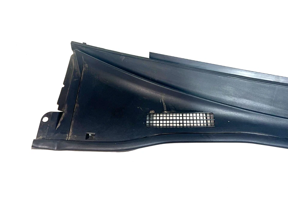 2002 2003 2004 2005 2006 LEXUS ES300.ES330 WINDSHIELD COWL VENT PANEL COVER,TRIM - Image 4 of 4