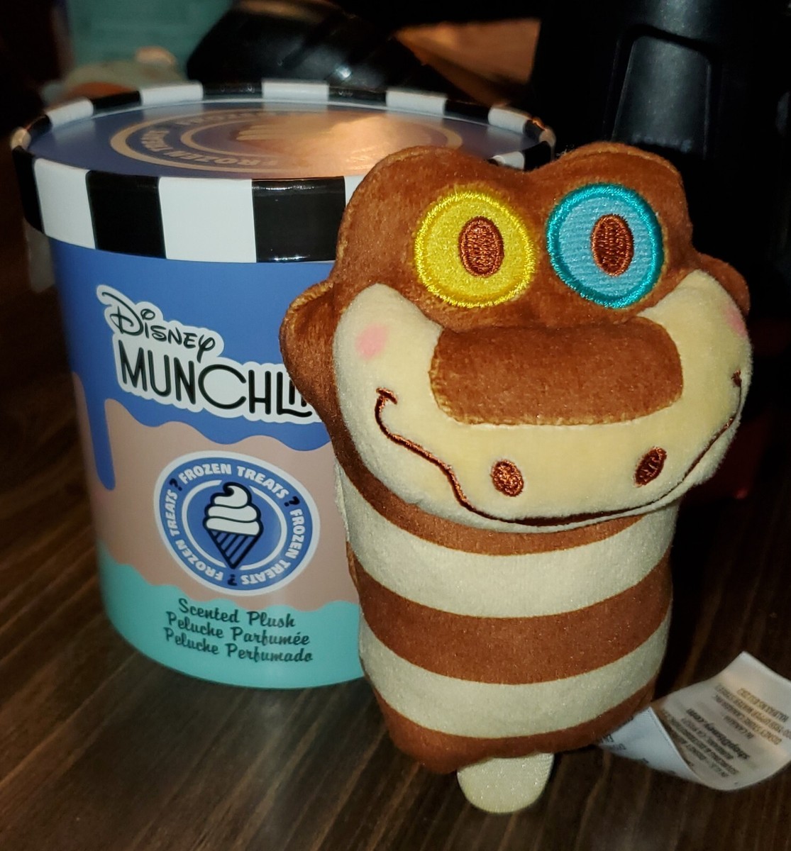 Disney Munchlings Frozen Treats Kaa Fudge Popsicle Scented Plush
