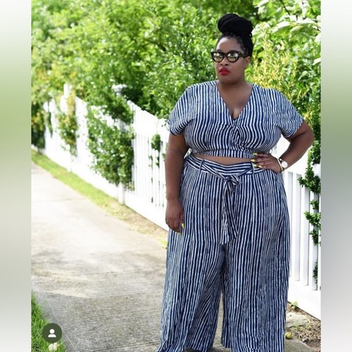 Soncy nautical or nice cropped wrap top plus curvy 14 - Picture 2 of 12