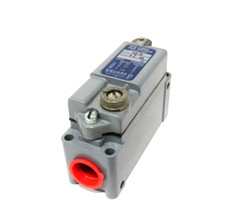 NEW SQUARE D 9007AO36 LIMIT SWITCH