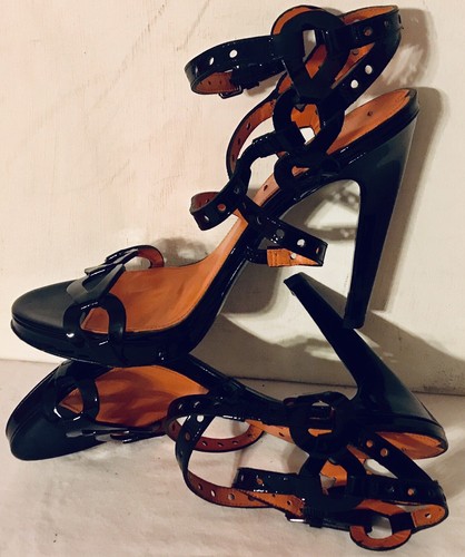 Via Spiga Pacifica Black Patent Leather Cut Out Straps High Heel Sandals 7M/38 - Picture 9 of 11