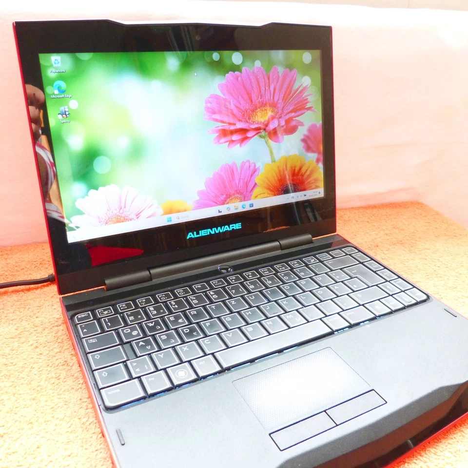 Alienware M11x R3 11 Zoll Gaming SUB Netbook l 1TB SSD Windows 11 l 16GB RAM NEU - Bild 3 von 4