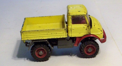 Corgi toy #406 Mercedes Benz Unimog truck - Picture 2 of 6