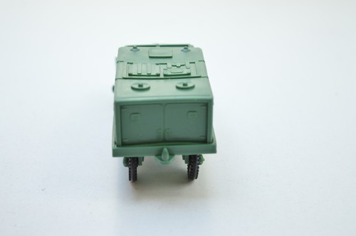 VINTAGE POLY MILITARY VEHICLE. - Picture 7 of 10